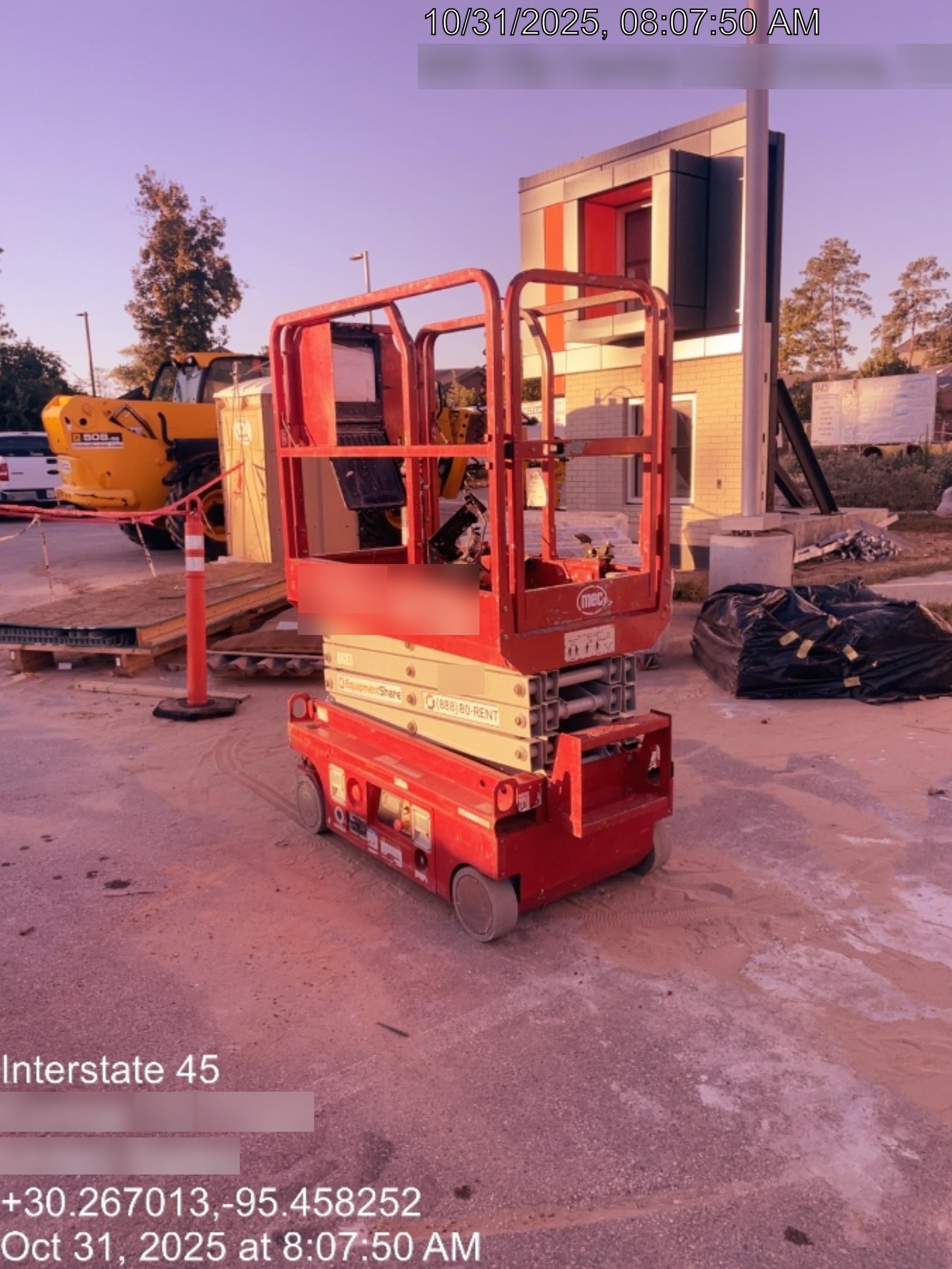 2019 MEC 1330SE MEC 1330SE w/ES Track Hardware, Full Extended 2 Year Warranty