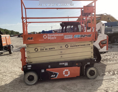 2023 JLG ES3246