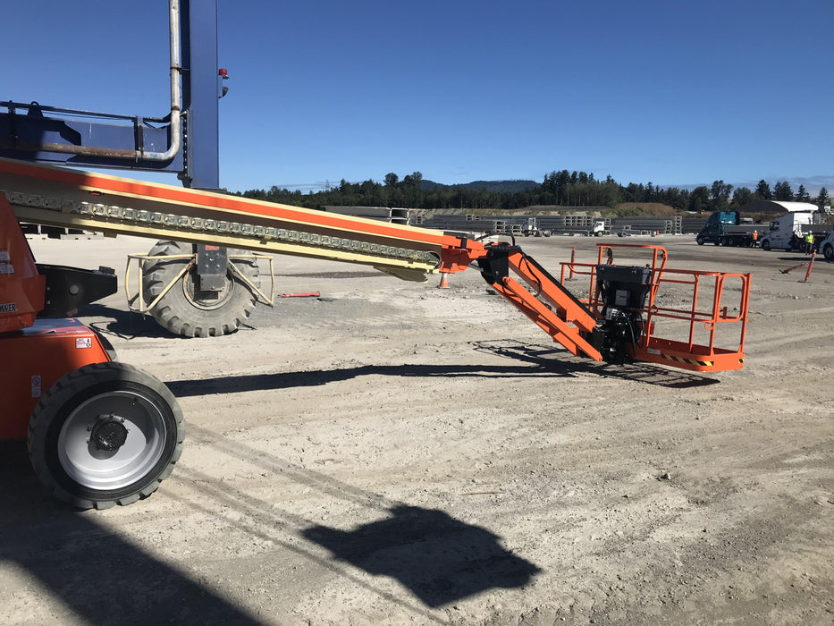 2020 JLG 660SJ