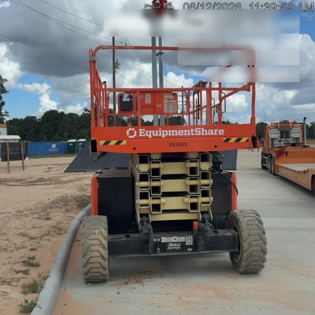 2022 JLG RT4394