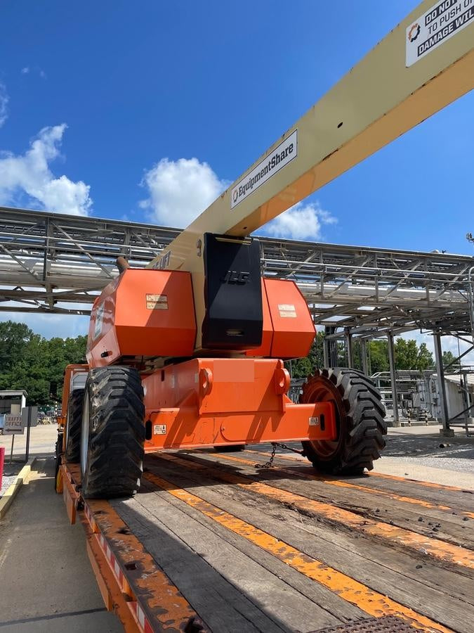 2020 JLG 800AJ