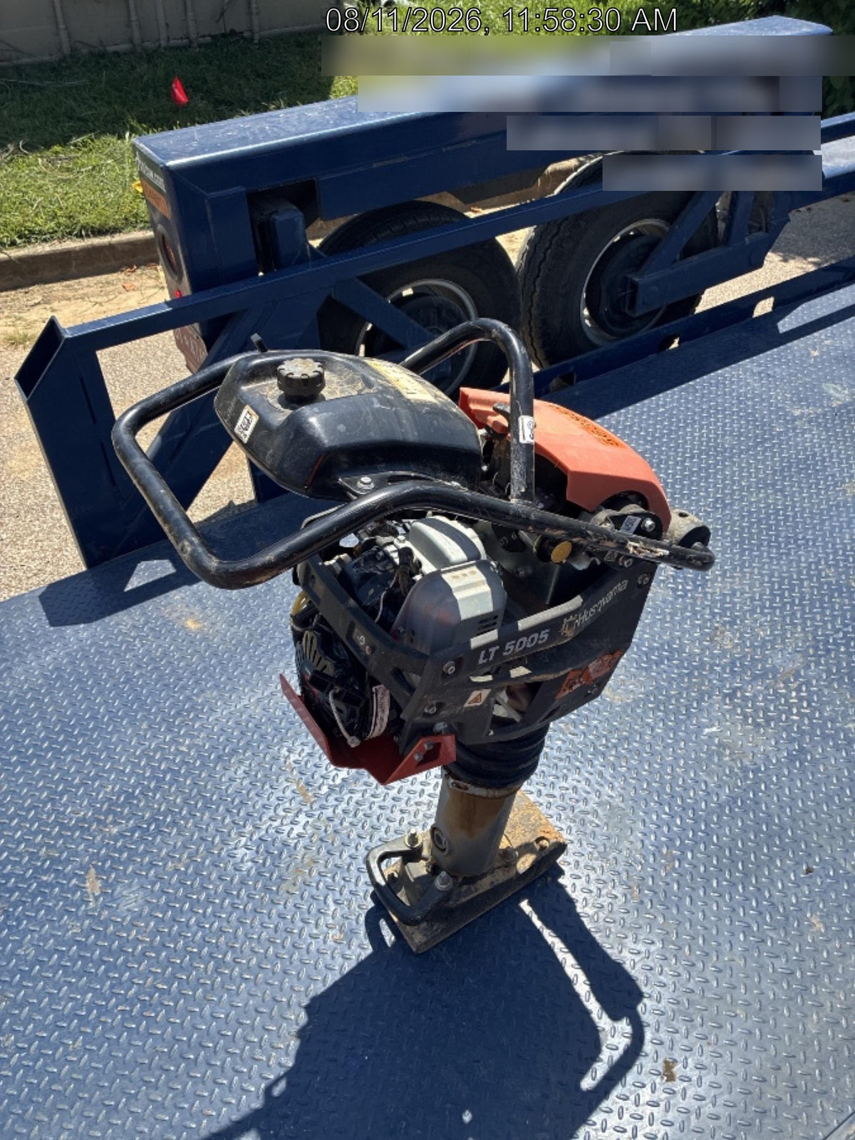 2024 HUSQVARNA LT5005