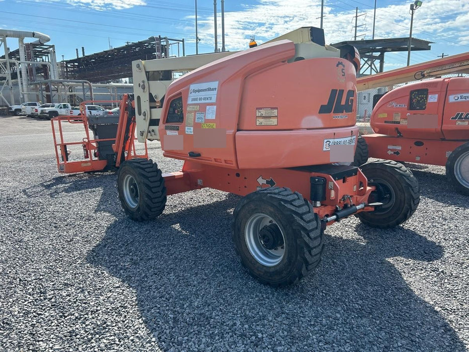 2019 JLG 450AJ