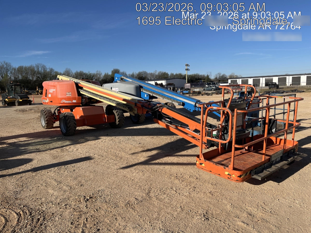 2022 JLG 660SJ