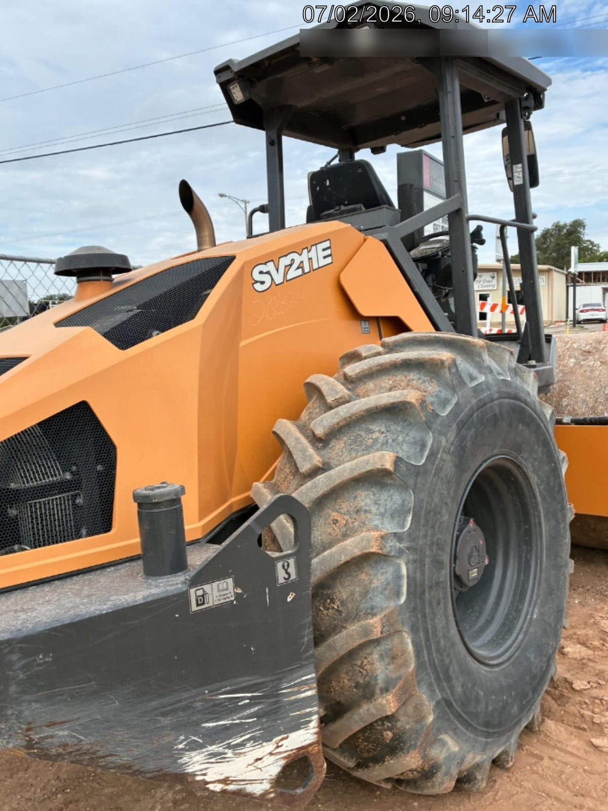 2023 CASE SV211E