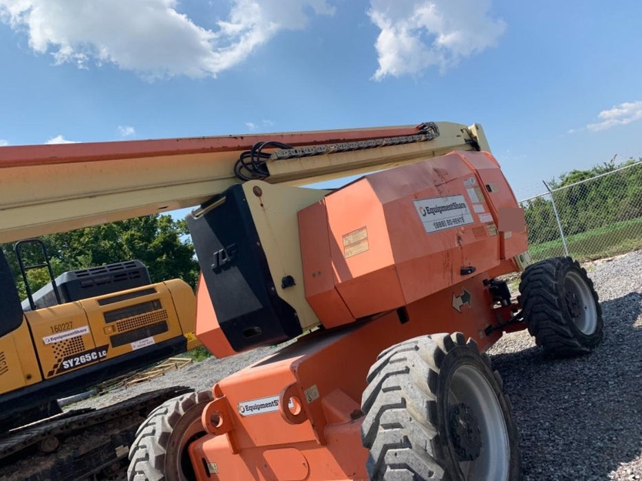 2019 JLG 800AJ