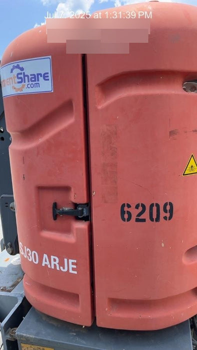 2017 SKYJACK SJ30 AJE