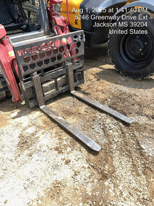 2024 VIRNIG 48" Pallet Forks - Virnig