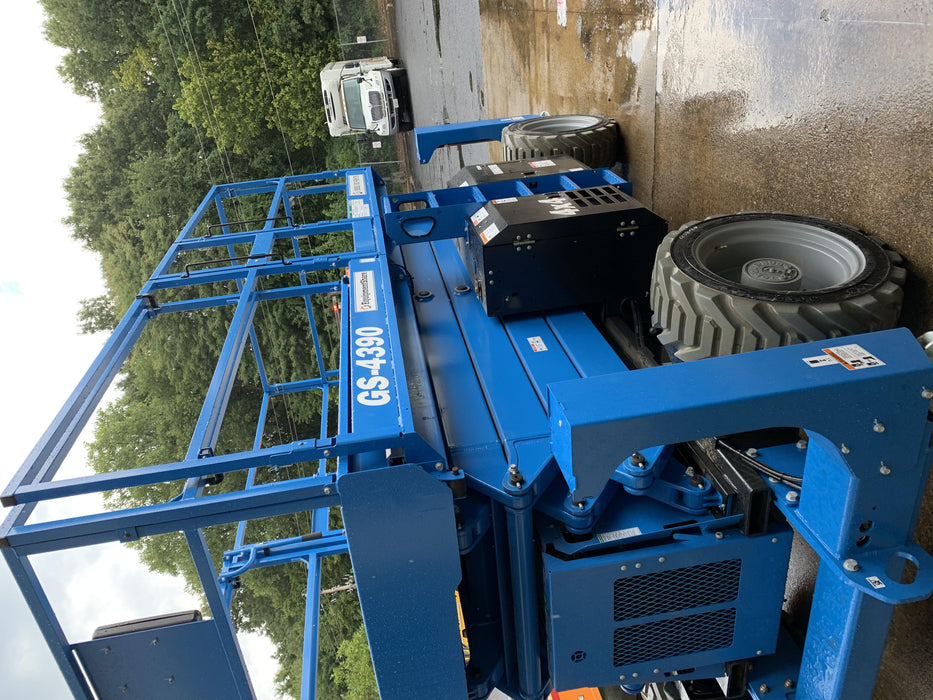 2020 GENIE GS-4390 RT