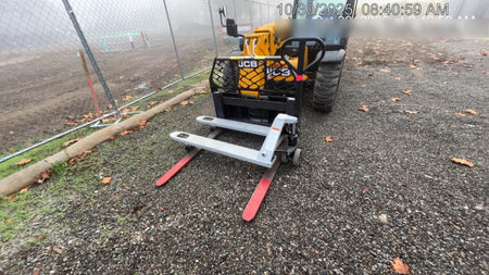 2024 NORTHERN TOOL 4,400 Lb Pallet Jack