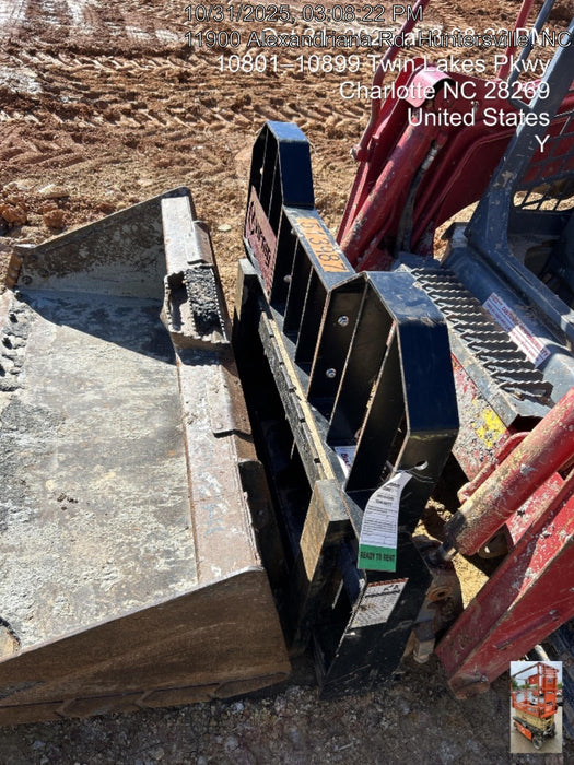 2025 VIRNIG 48" Pallet Forks - Virnig