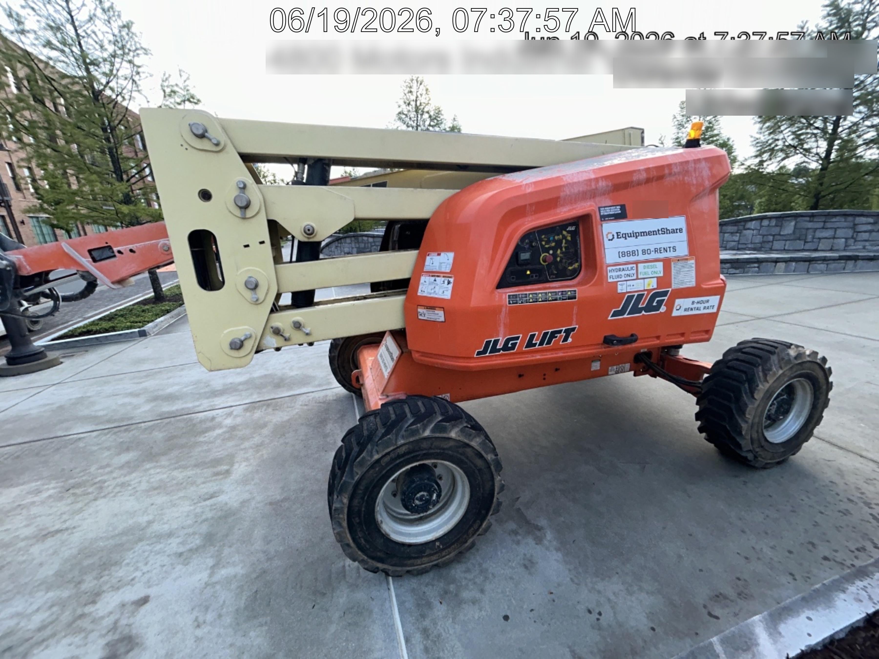 2019 JLG 450AJ
