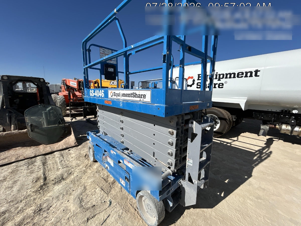 2019 Genie GS-1930 Fixed Rails with Chain Entry