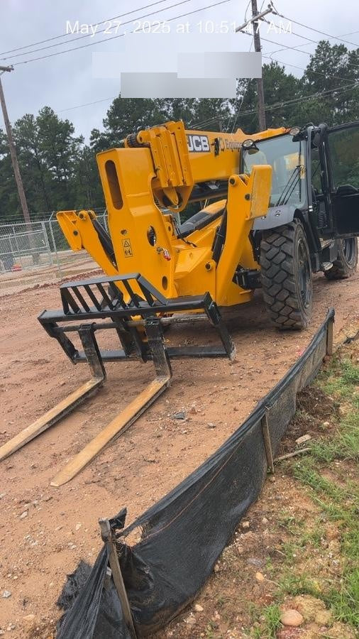 2025 JCB 510-56