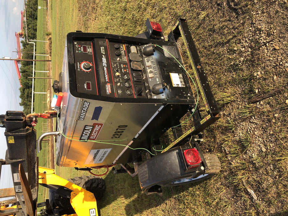 2019 Lincoln Electric Vantage 322 Lincoln Vantage 322 Welder w/Trailer, Light Kit, Cable Rack