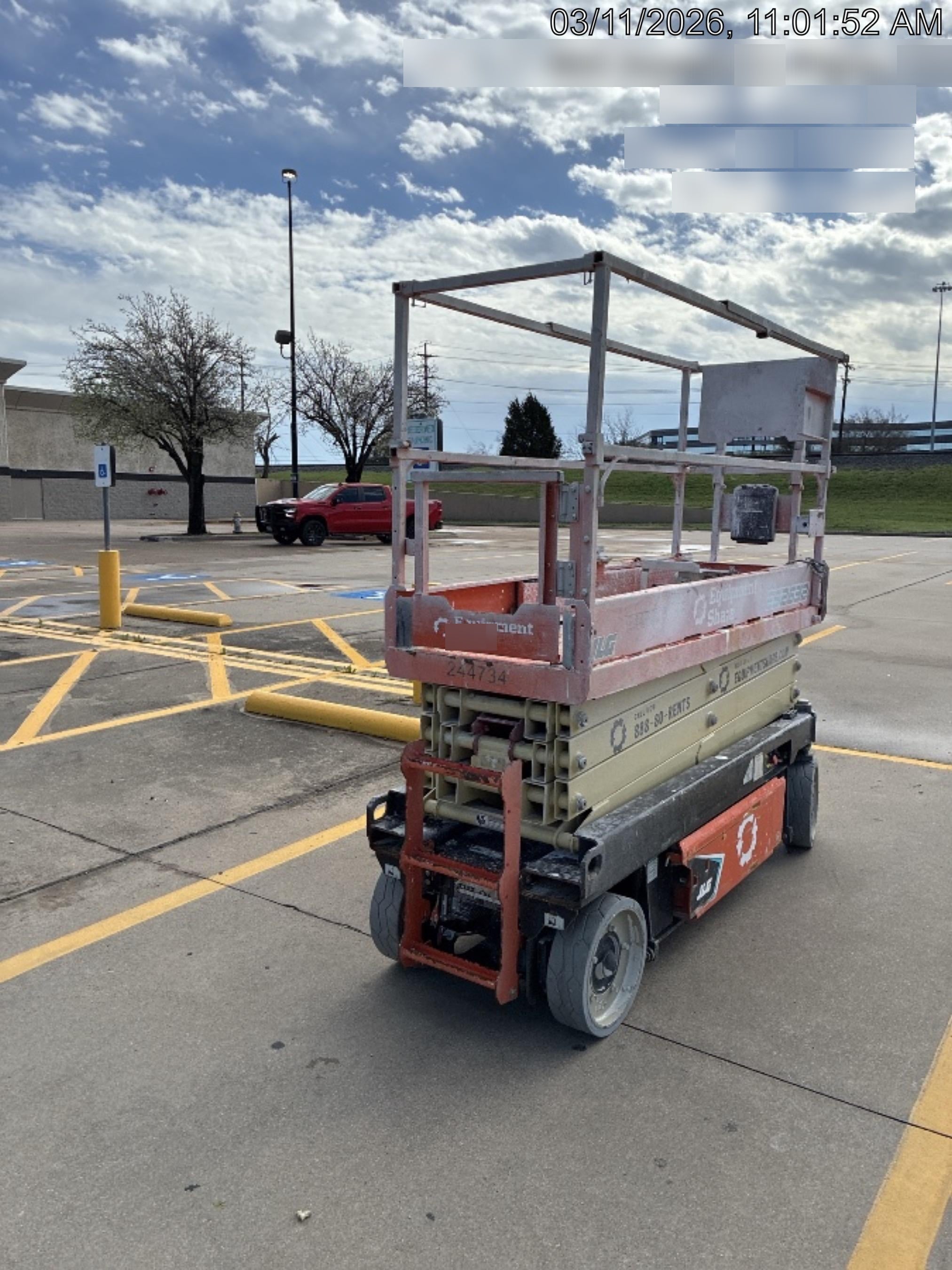 2022 JLG ES2632