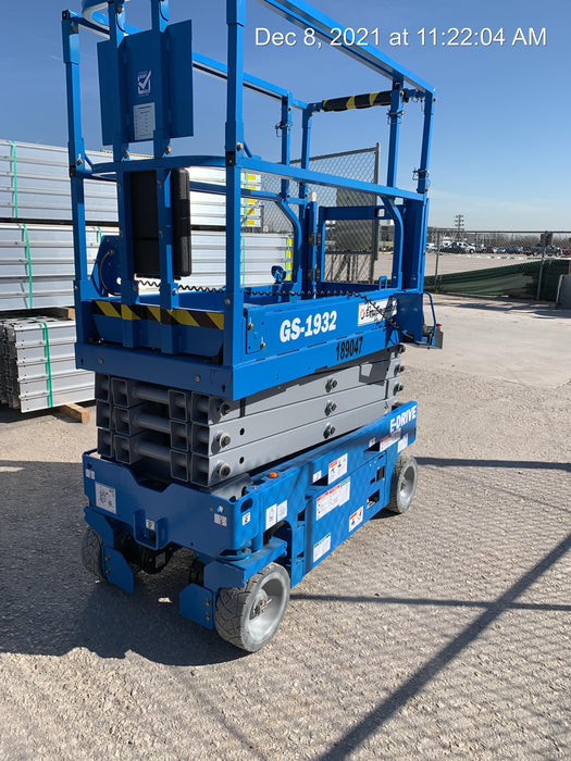 2021 GENIE GS-1932
