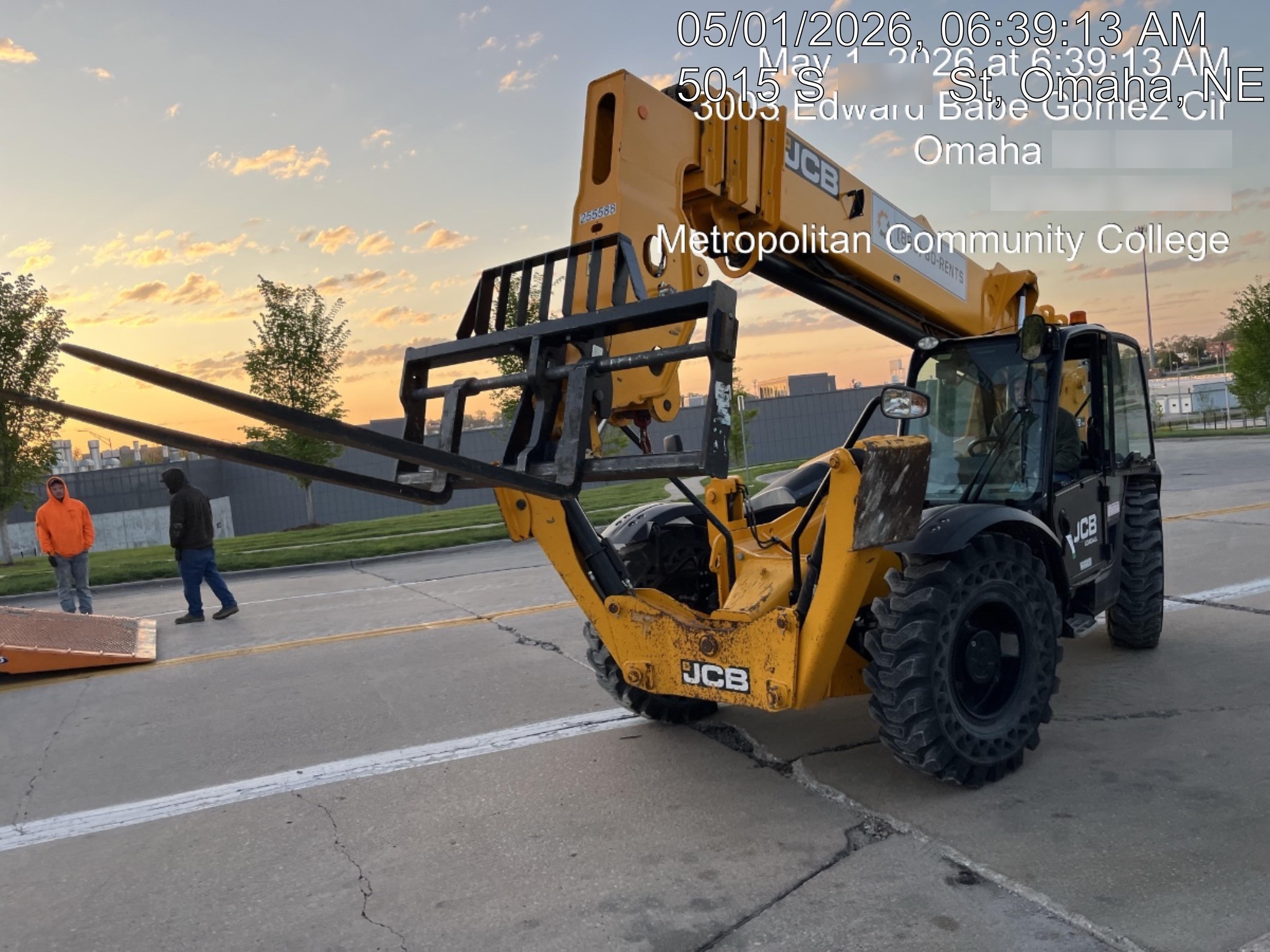 2022 JCB 512-56