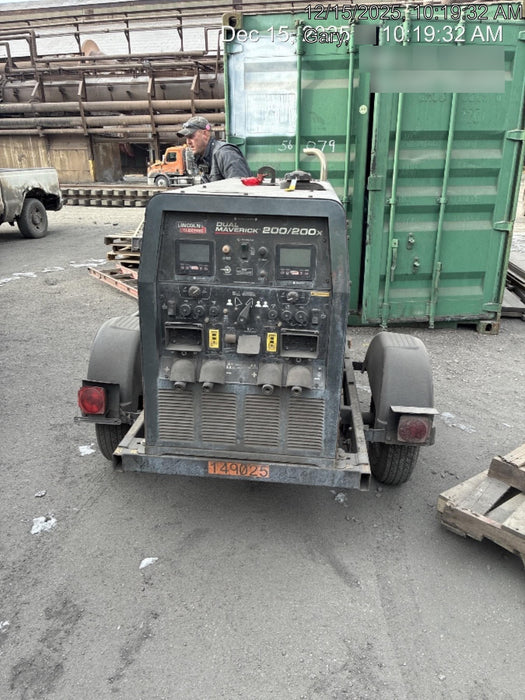 2021 Lincoln Electric Dual Maverick 200/200X Ready Pak 3 (includes trailer, cable rack, fender light kit)