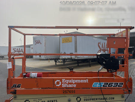 2022 JLG ES2632
