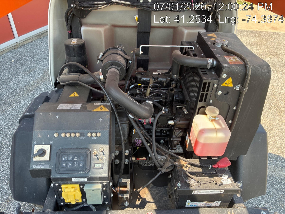 2024 Generac MLT2 Diesel, Flex Switch 120V Input, Powerzone Controller, 
(4) 320W LED Lights, 4kW Generator, 39.9 Gal Fuel Tank, 2" Ball, T3