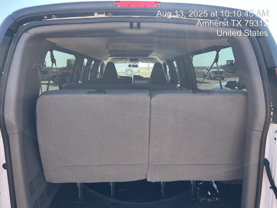 2025 CHEVROLET Express Van - Rental