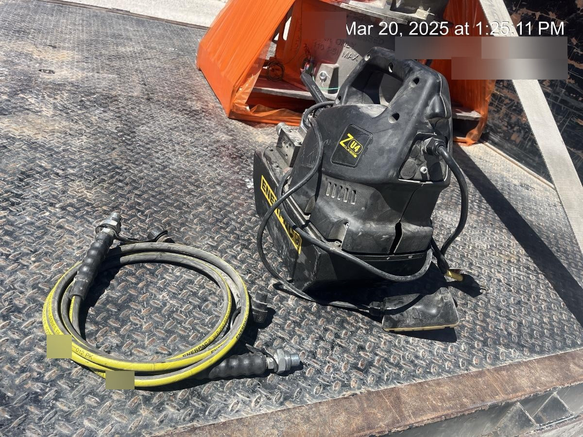 2021 ENERPAC ZU4408JB
