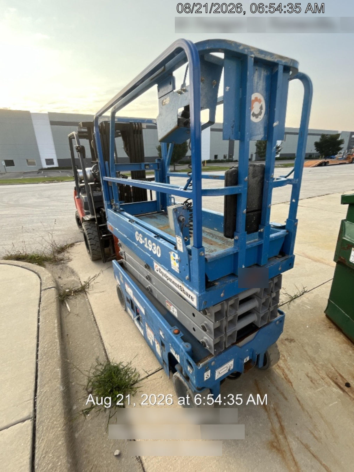 2020 Genie GS-1930 Solid Non Marking Tires, Beacon, Folding rails with half height swing gate