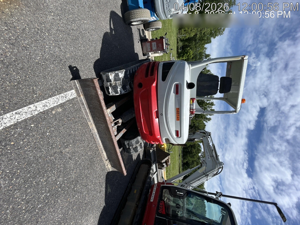 2021 TAKEUCHI TB250-2