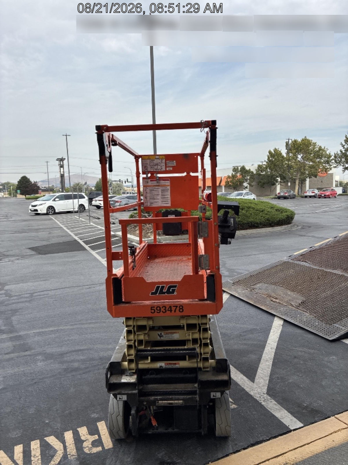 2025 JLG ES1932