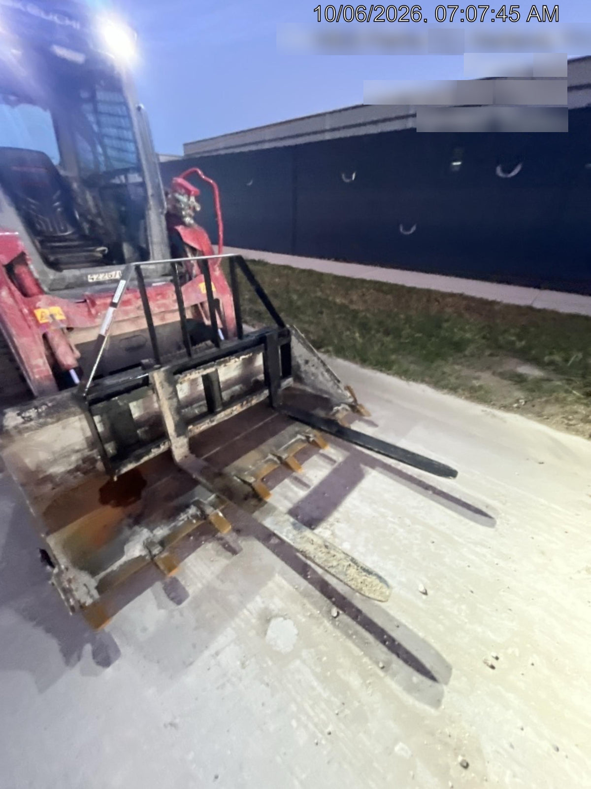 2024 TAKEUCHI TL8R2-CR