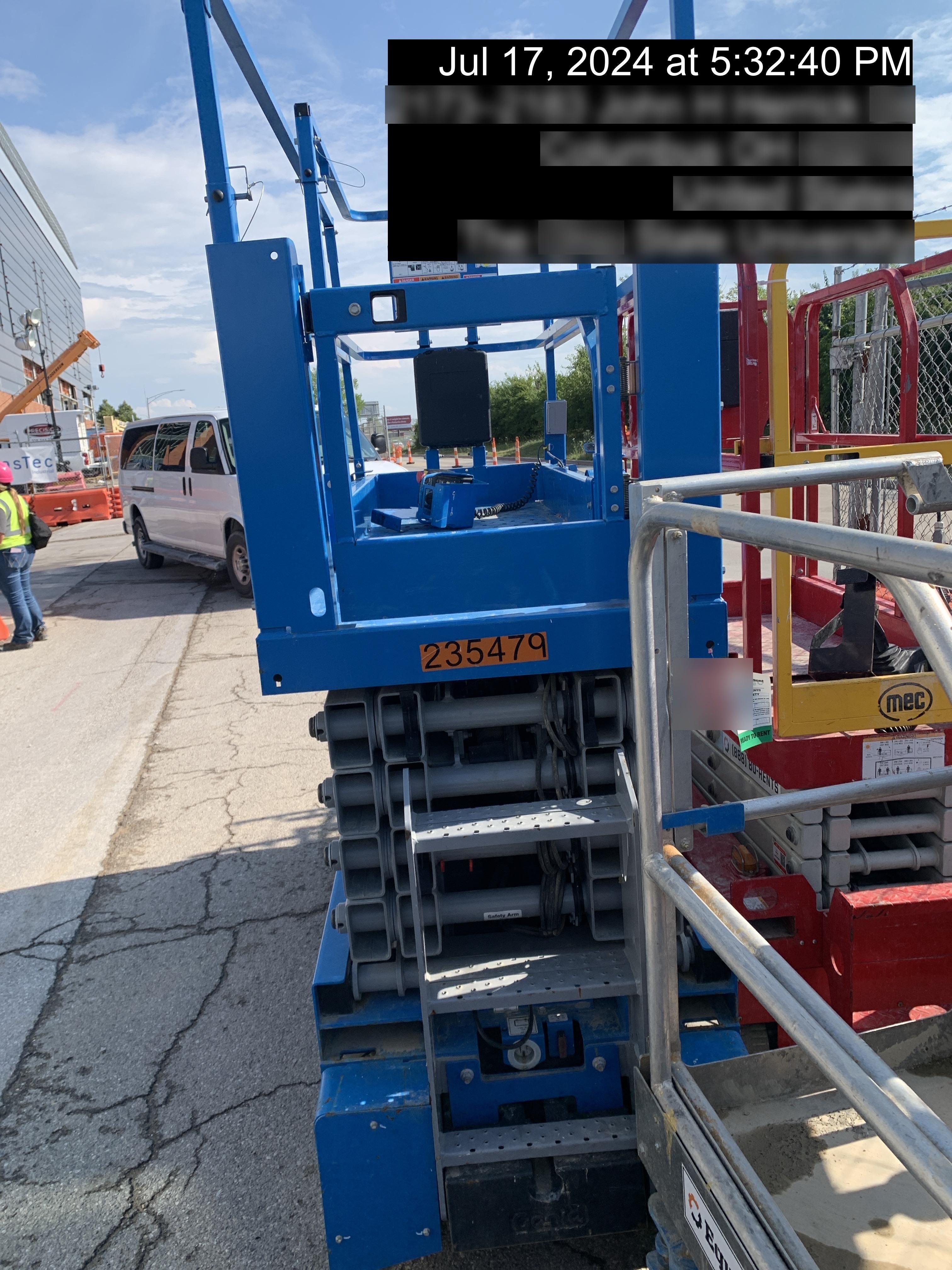 2022 GENIE GS-3232