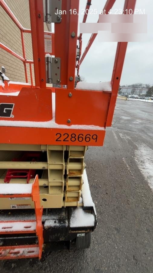 2022 JLG R3246