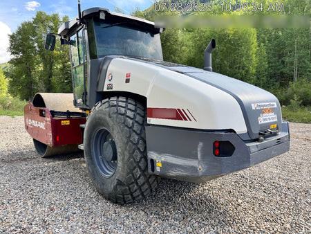 2023 DYNAPAC CA2500D