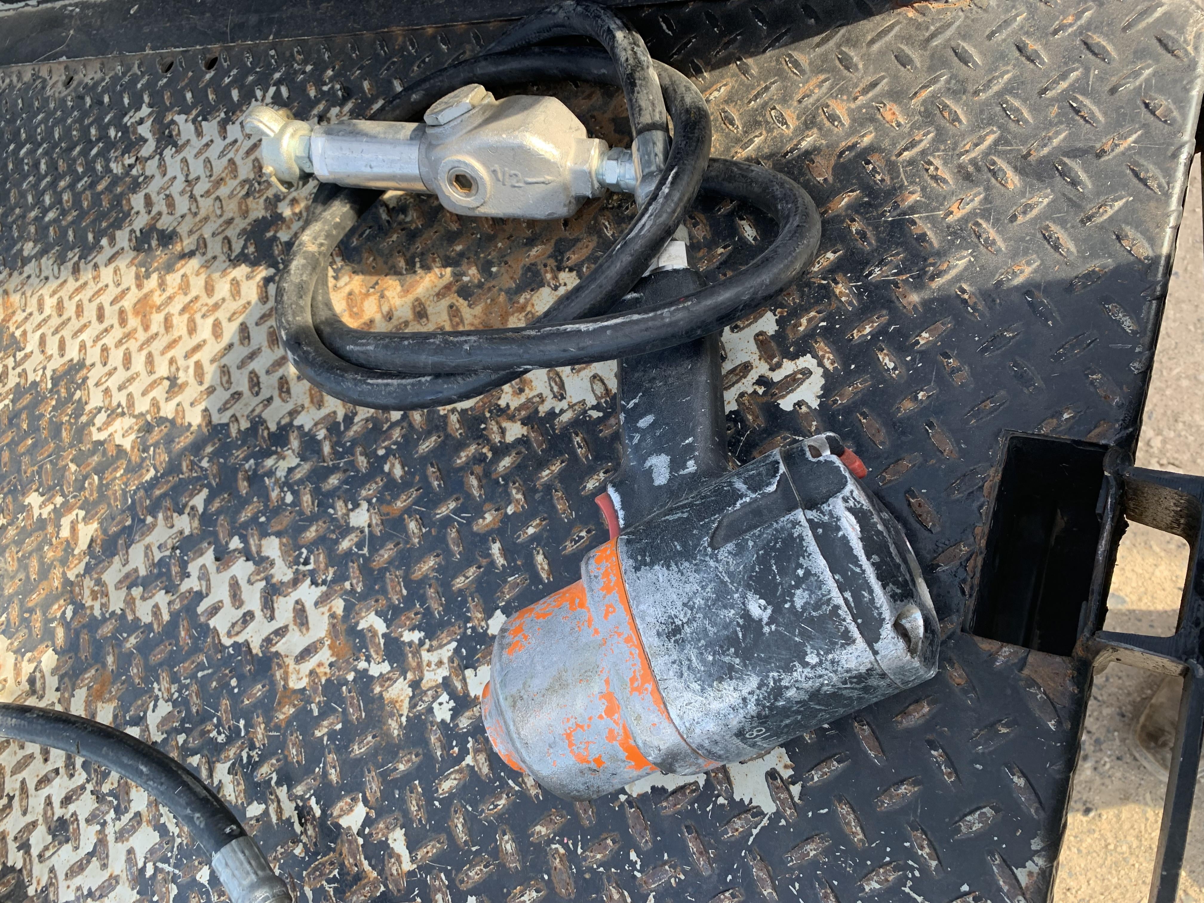 2020 MICHIGAN PNEUMATIC 750SS