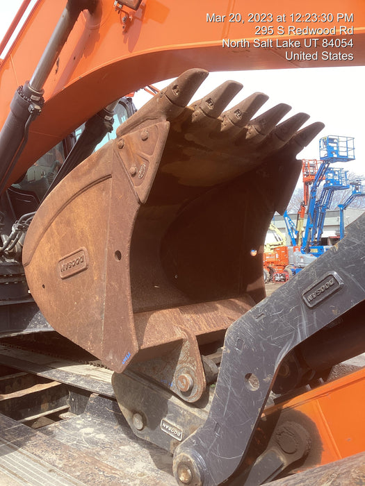2020 DOOSAN 48" Excavator Bucket