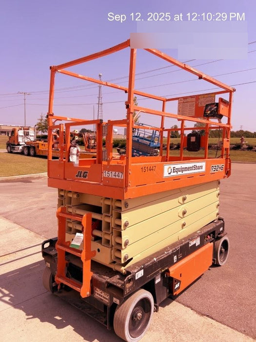 2021 JLG R3246