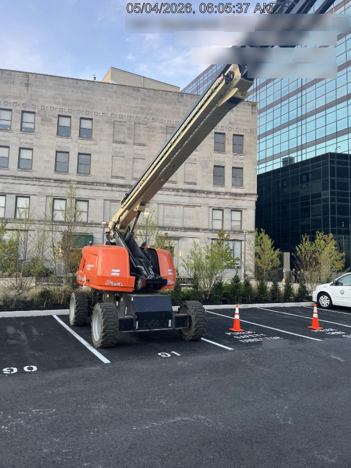 2025 JLG 660SJ
