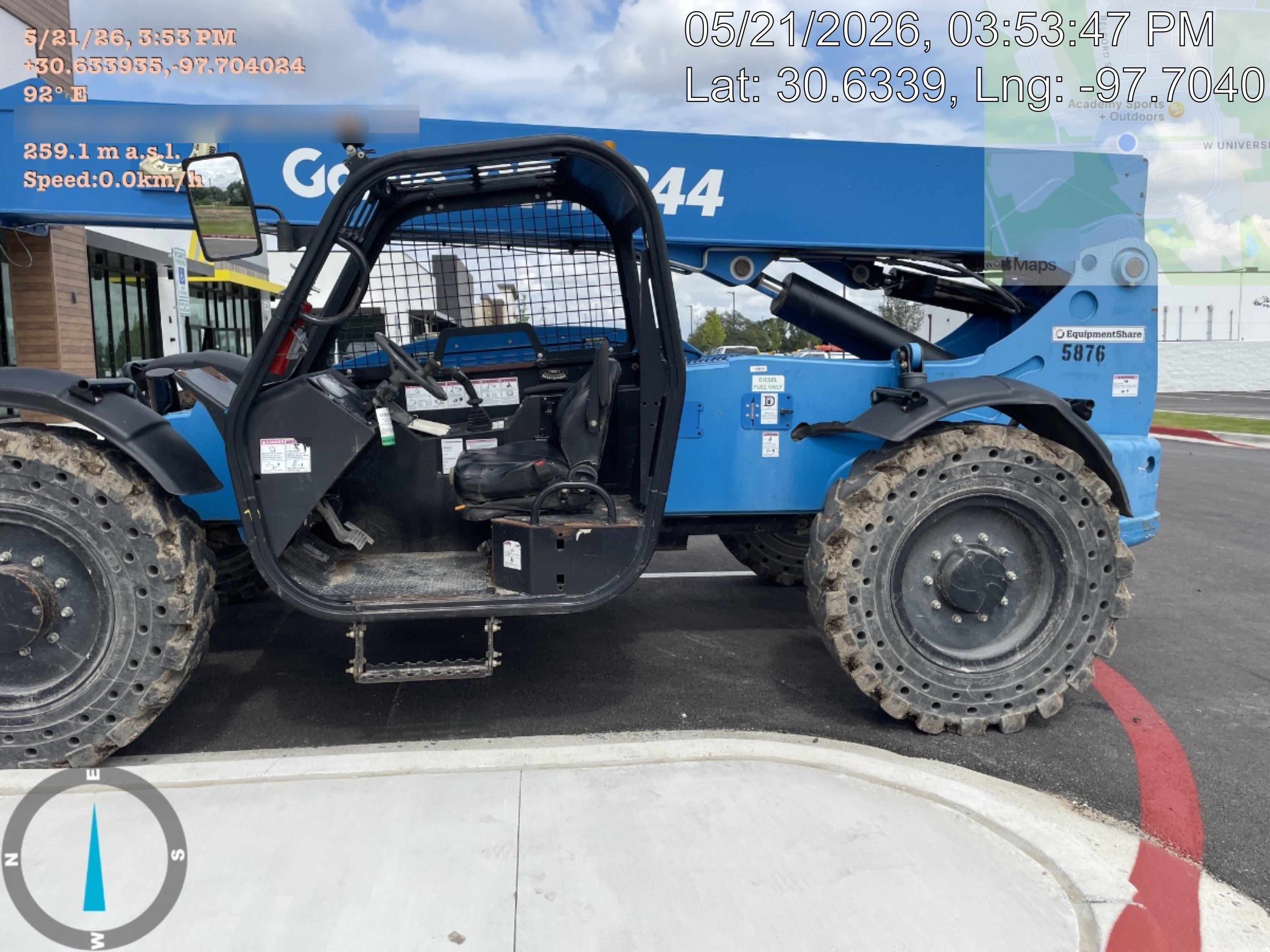 2017 GENIE GTH-844