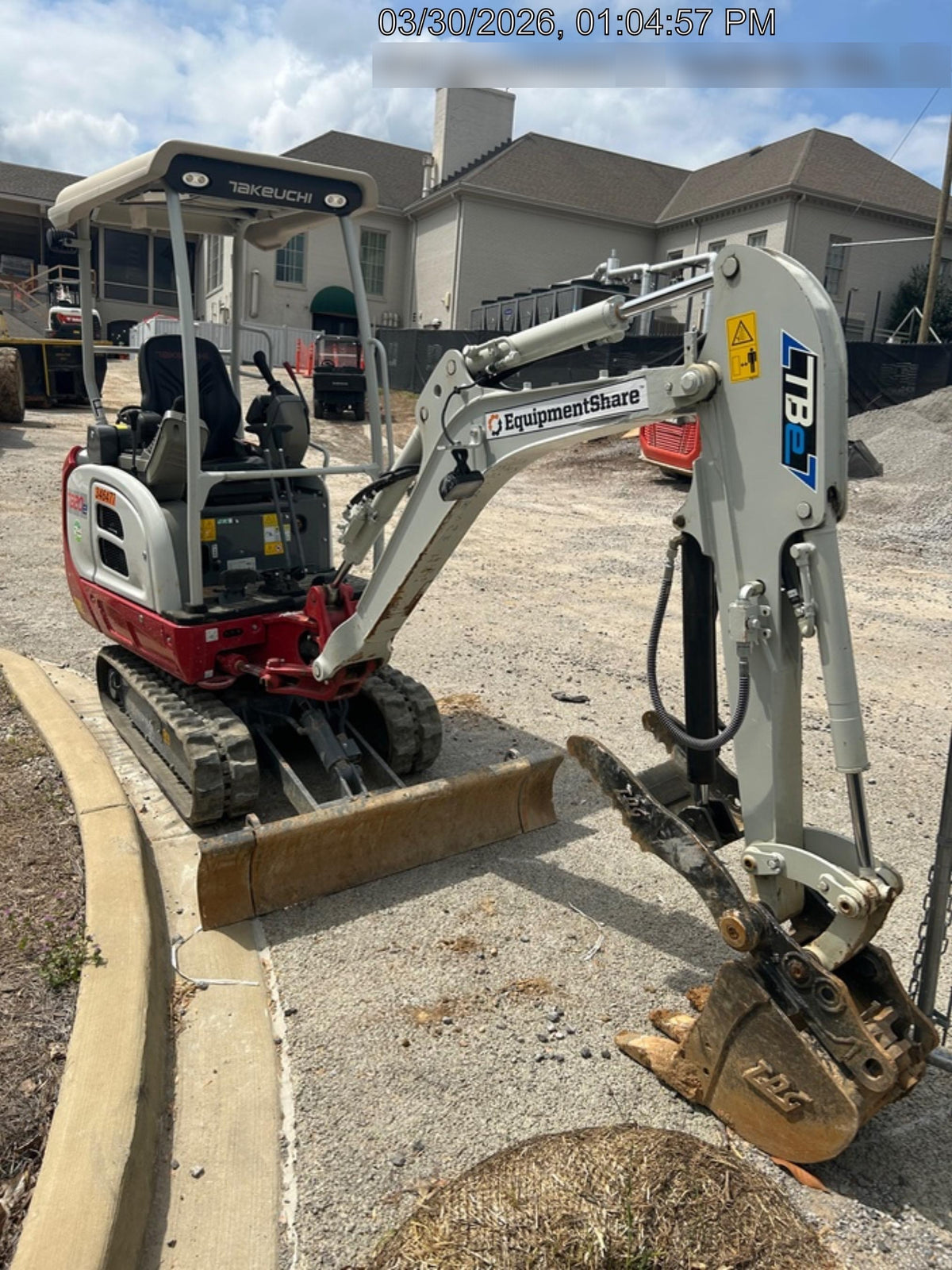 2023 TAKEUCHI TB20e