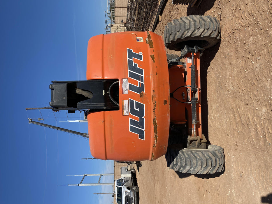 2016 JLG 660SJ