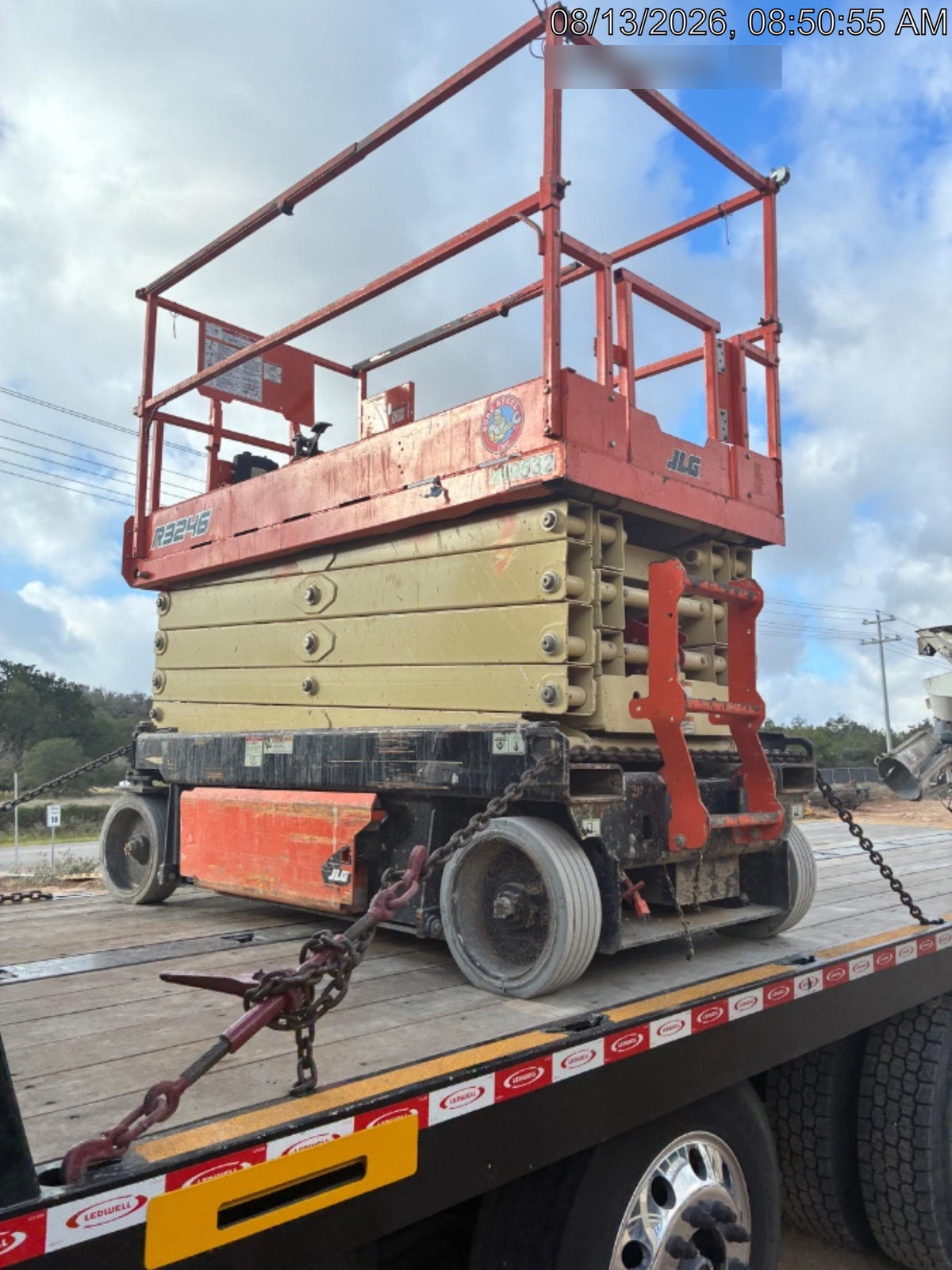2022 JLG R3246