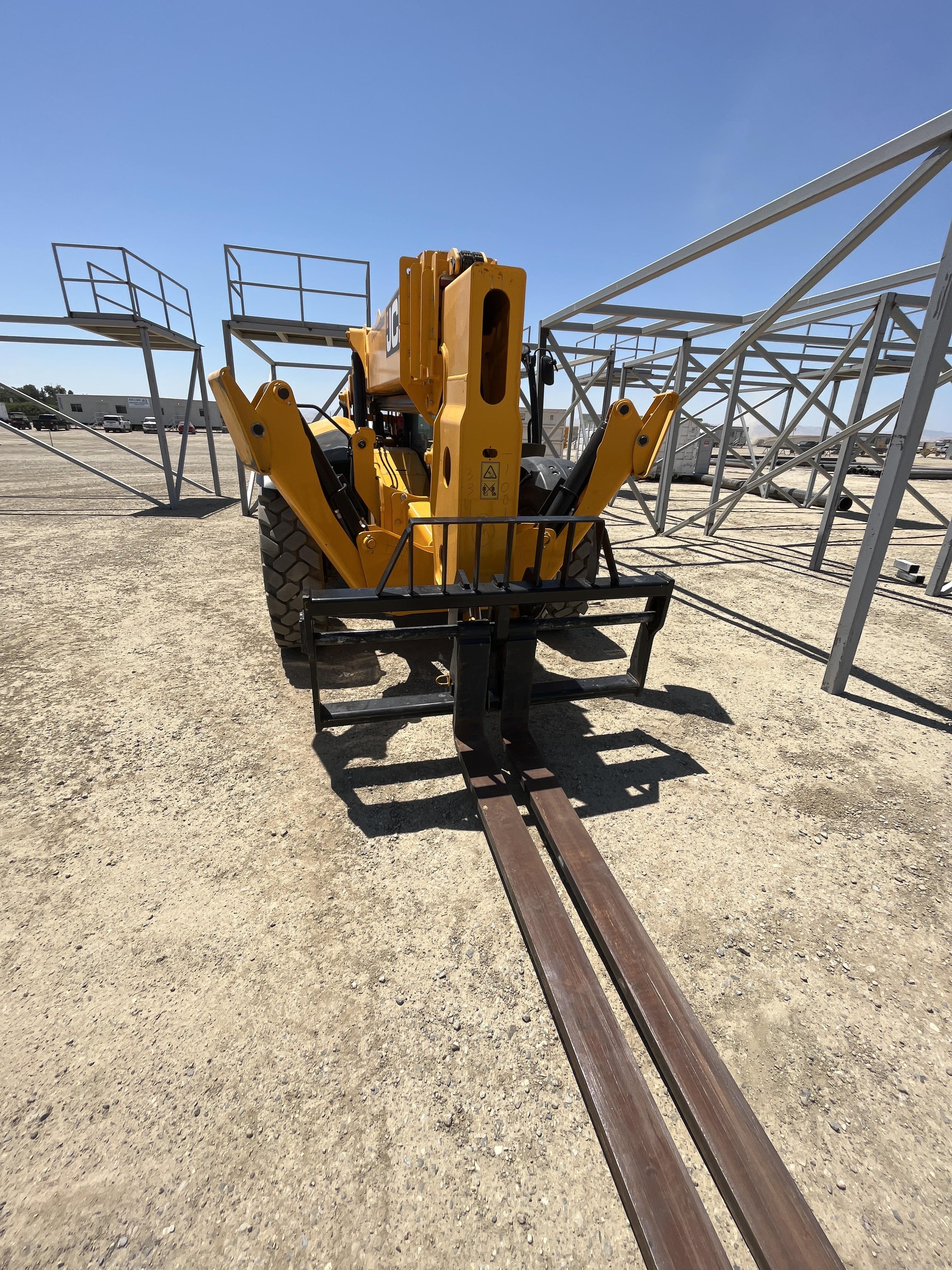 2024 JCB 512-56