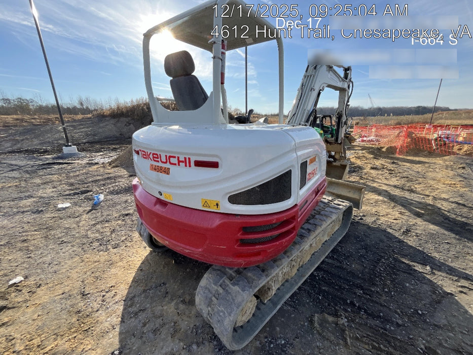 2021 TAKEUCHI TB250-2