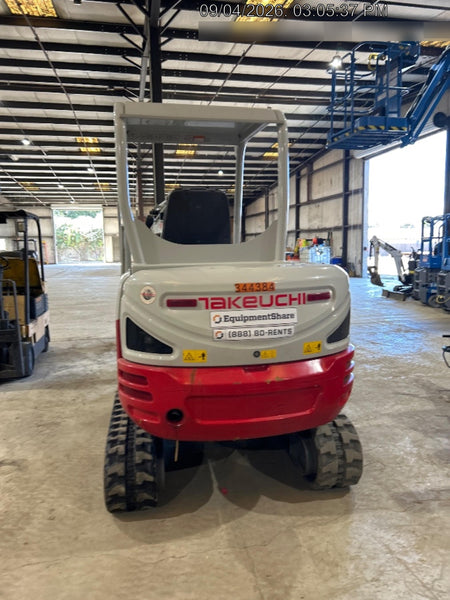 2023 TAKEUCHI TB235-2R