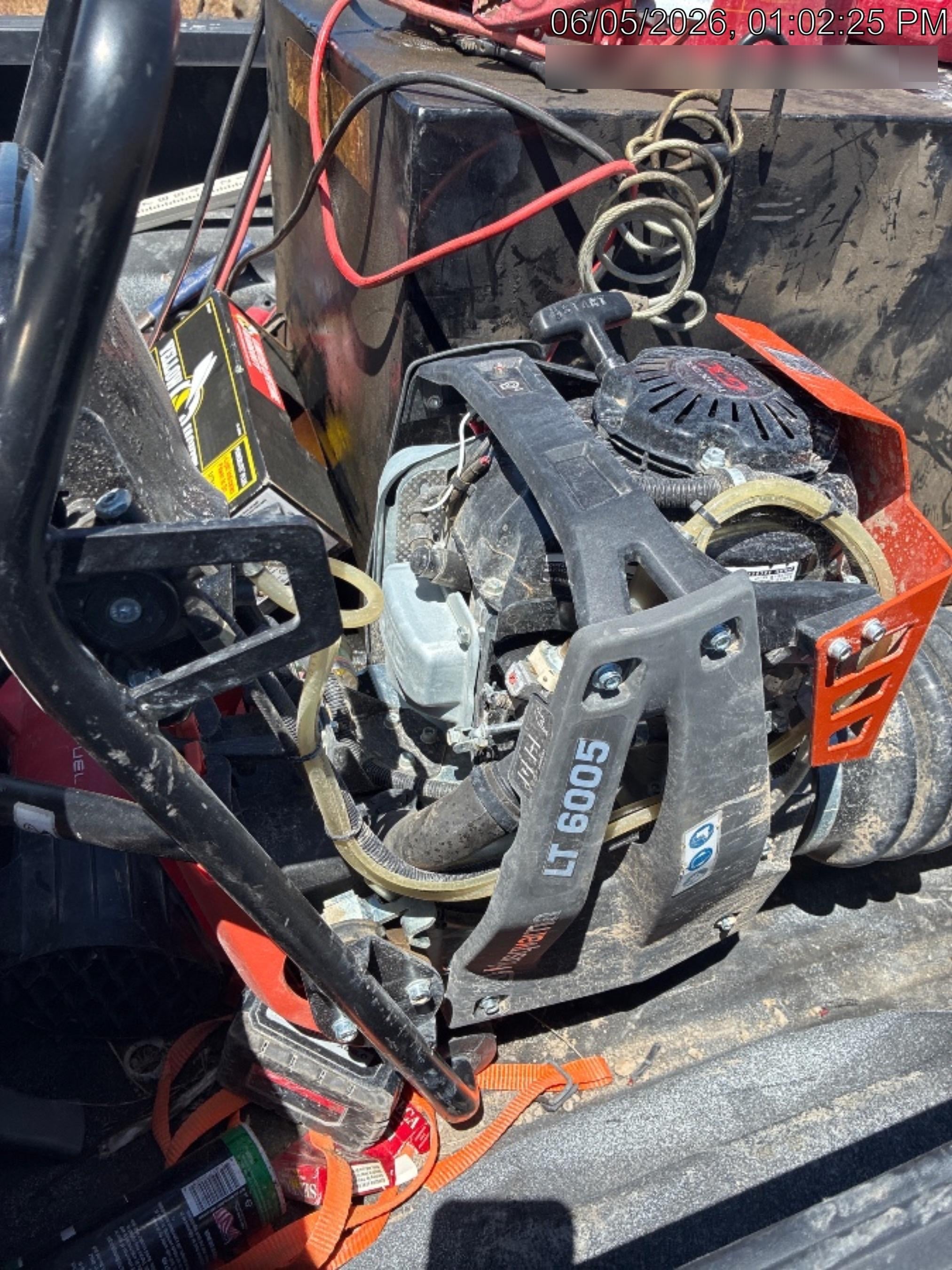 2025 HUSQVARNA LT6005