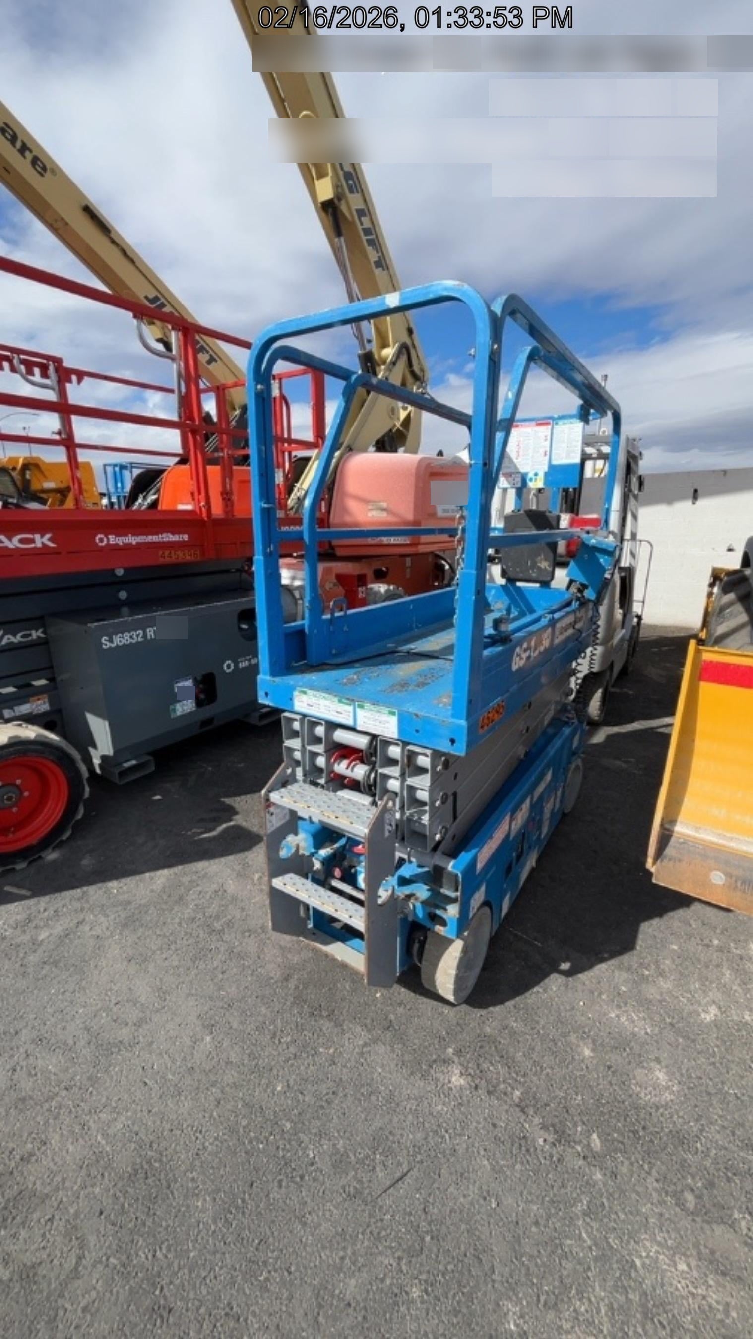 2019 Genie GS-1930 Fixed rails with chain Entry