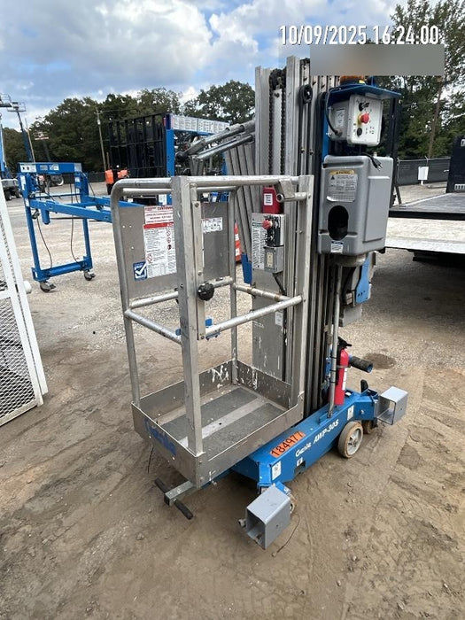 2021 GENIE AWP-30S DC