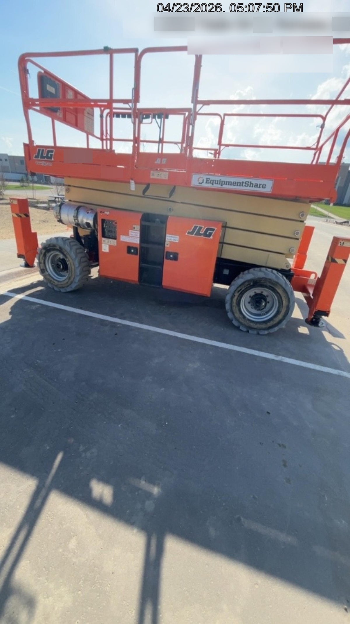 2019 JLG 430LRT
