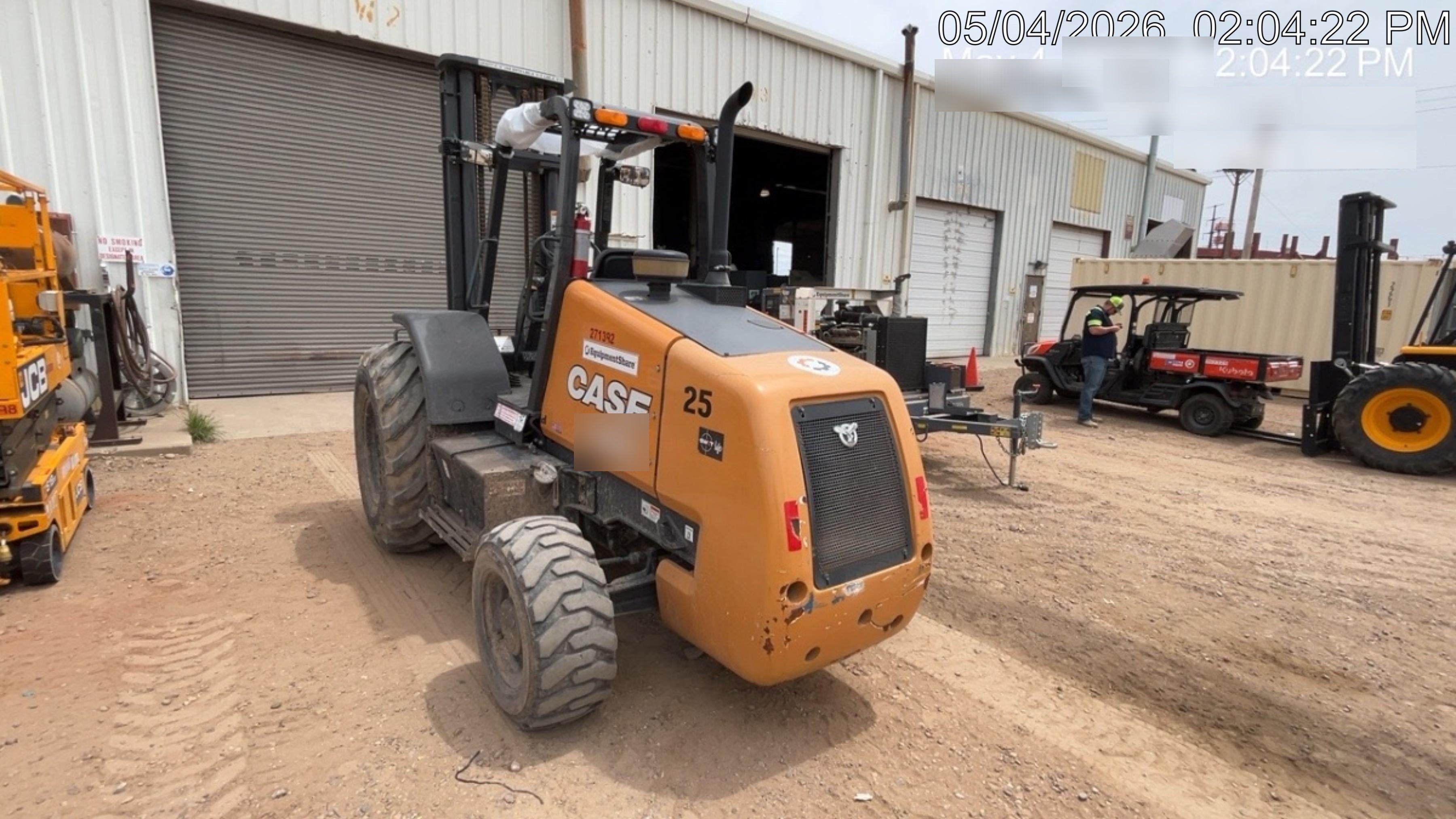 2023 CASE 588H